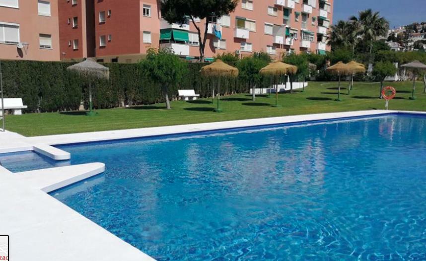 Playa La Cala In Front Of The Beach Free Parking Malaga Exterior photo